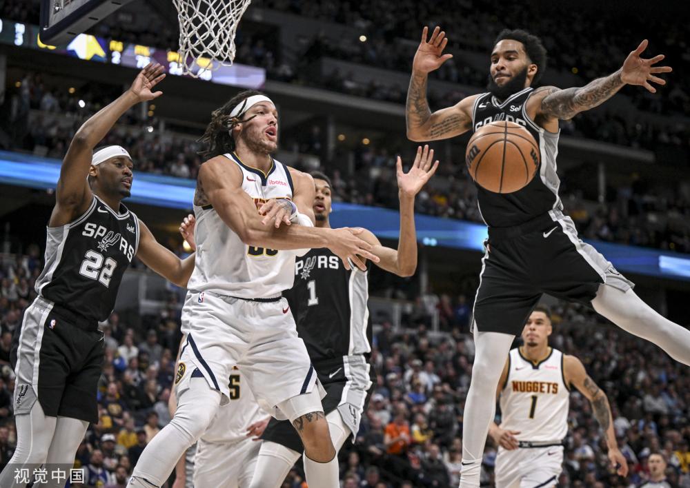 凭借其独特 凭借其独特