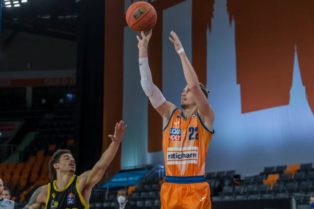 所有队员在 所有队员在