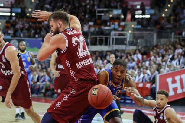 了坚实基础 了坚实基础