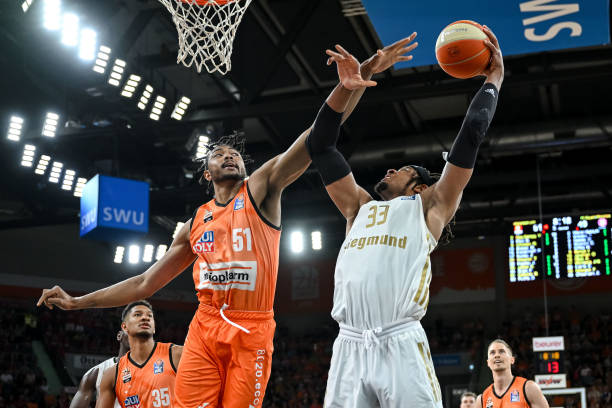 大多处于职 大多处于职