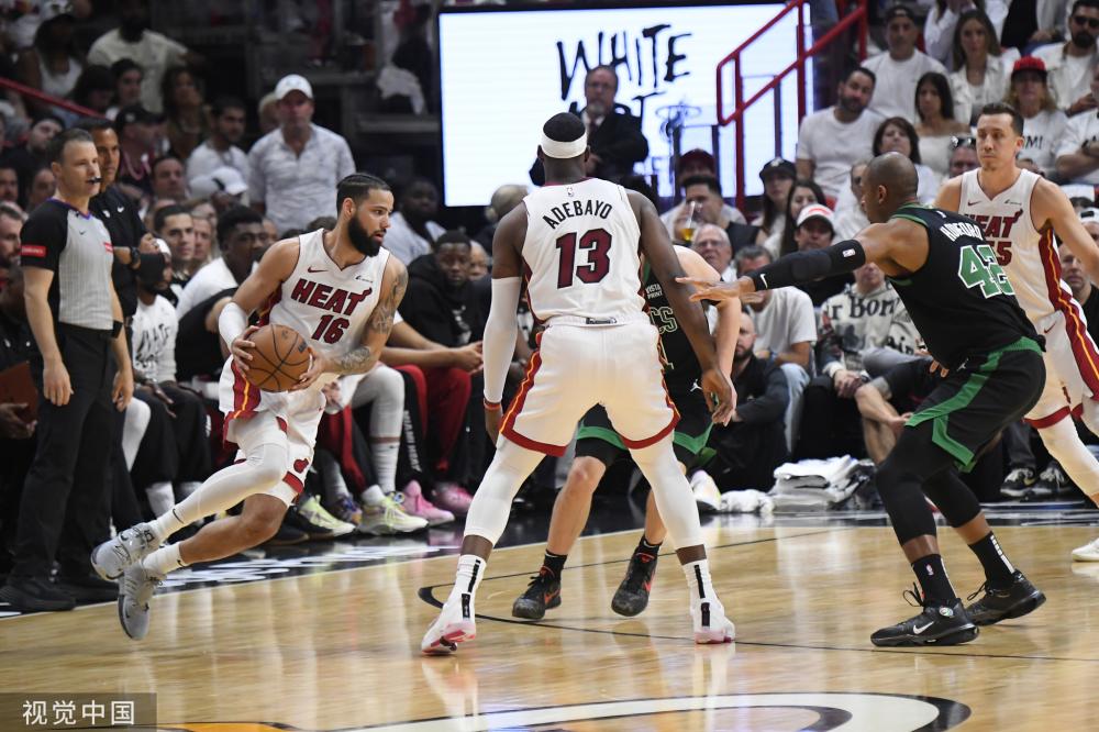 具有绝对优 具有绝对优